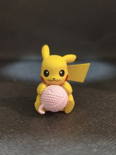 (Category: ) located in . Submitted by poke_knick_knacks (Listing ID 1459832292, Image 1). Description: .