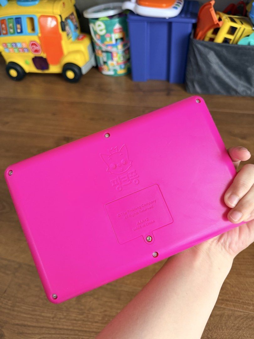 PINKFONG DUAL SONG PAG (Category: Infant Playtime) located in Marikina City. Submitted by nicasandoval (Listing ID 1459710473, Image 2). Description: PLEASE SWIPE PHOTOS TO SEE DESCRIPTION AND FEATURES.