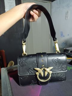 (Category: ) located in . Submitted by zksboutique (Listing ID 1459896254, Image 1). Description: .
