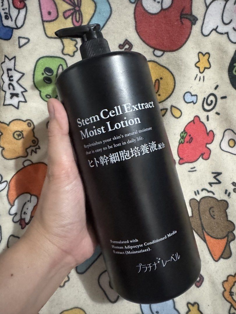 Placenta Level Stem Cell Extract Moist Lotion 1000ml (Category: Body Care) located in Manila. Submitted by loveleegrace (Listing ID 1459731203, Image 1). Description: - Large bottle of Stem Cell Extract Moist Lotion - Replenishes skin's natural moisture - Formulated with Human Adipocyte Conditioned Media Extract - Perfect for daily use - Alcohol-free formula - Made in Japan.