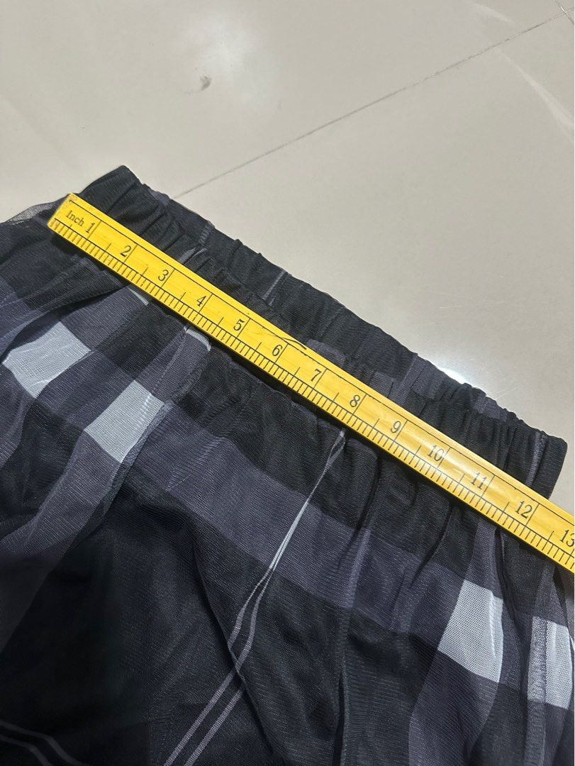 Plaid Skirt (Category: Skirts) located in Manila. Submitted by mae__________c (Listing ID 1459788084, Image 3). Description: too small for me no issue sta ana manila.
