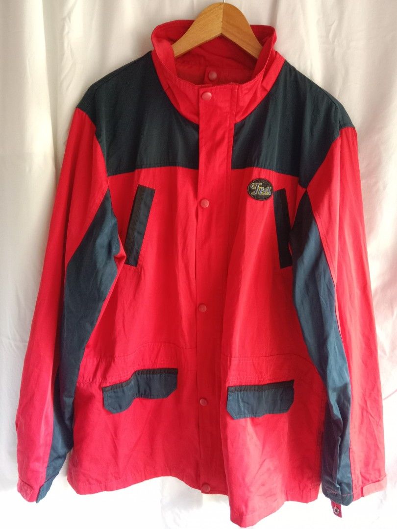 plain red and navy blue oversize windbreaker jacket (Category: Coats, Jackets and Outerwear) located in Bontoc. Submitted by irene_banganan (Listing ID 1459865018, Image 2). Description: plain red and navy blue oversize windbreaker jacket size xxl 180/88A shoulder: 40" wide | 34" long fully lined, makapal, mabigat well made, complete buttons no flaws, excellent condition.