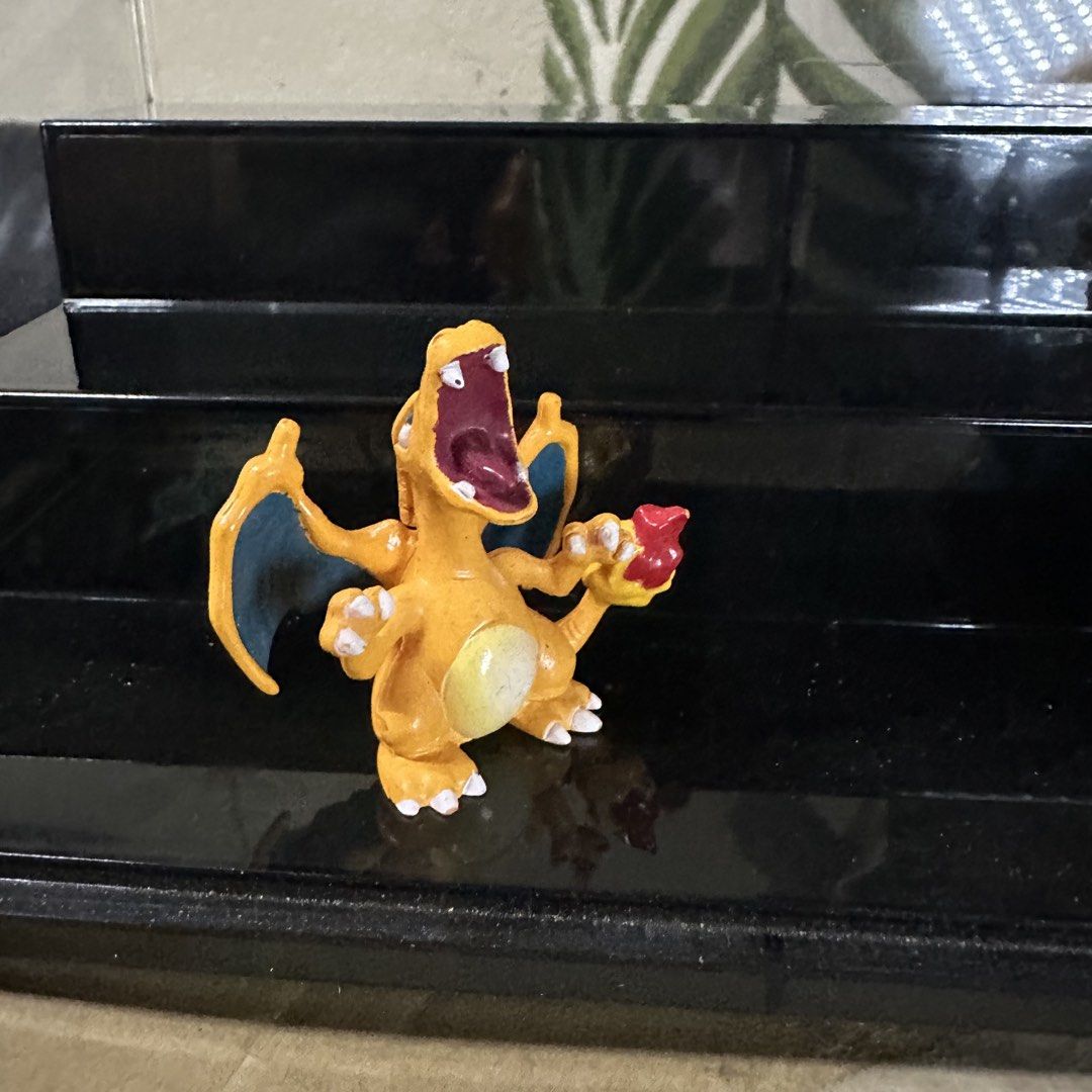 Pokemon Charizard Small Figurine (Category: Figurines & Statues) located in Quezon City. Submitted by randomtoychests (Listing ID 1459765339, Image 1). Description: .