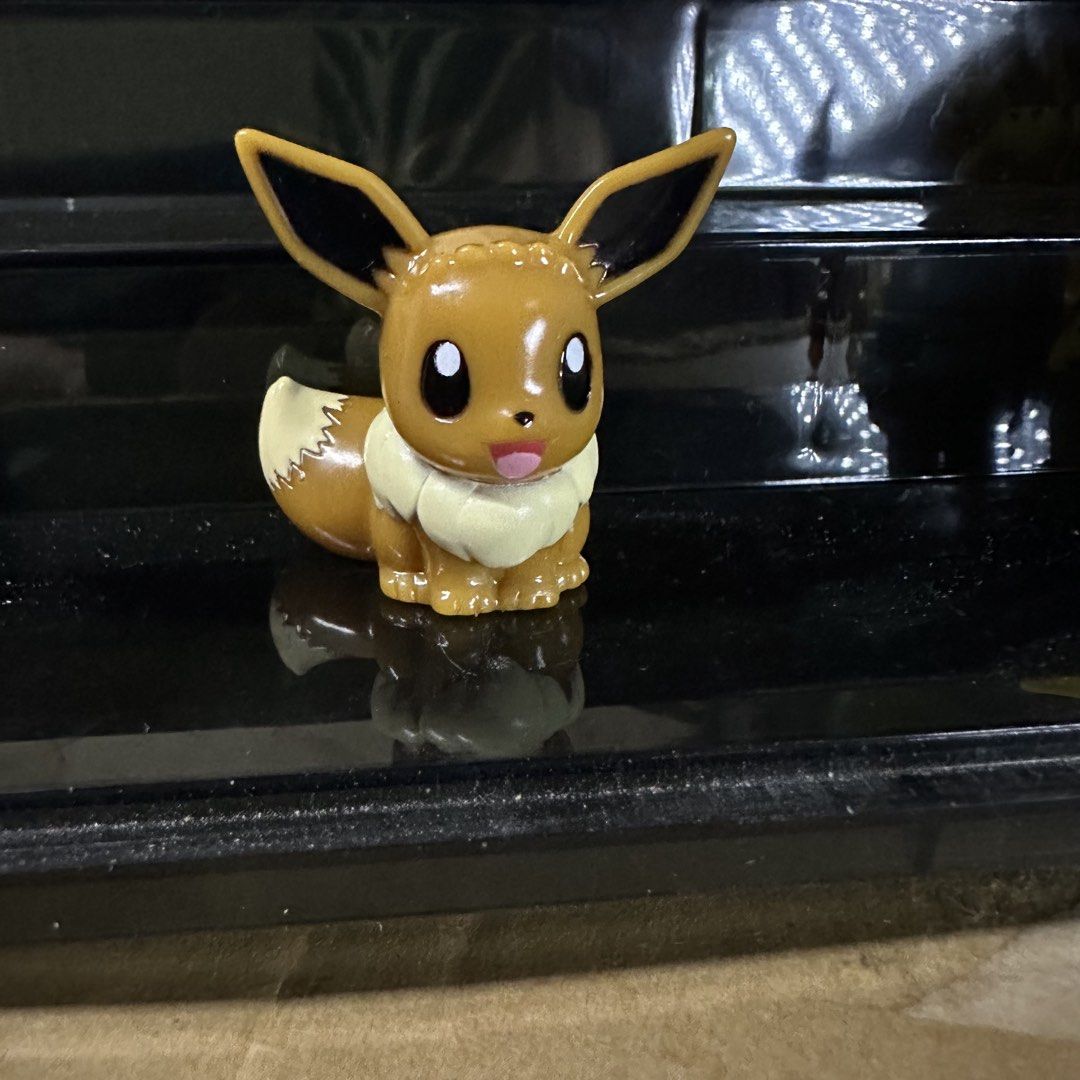 Pokemon Eevee small figurine (Category: Figurines & Statues) located in Quezon City. Submitted by randomtoychests (Listing ID 1459765115, Image 1). Description: .