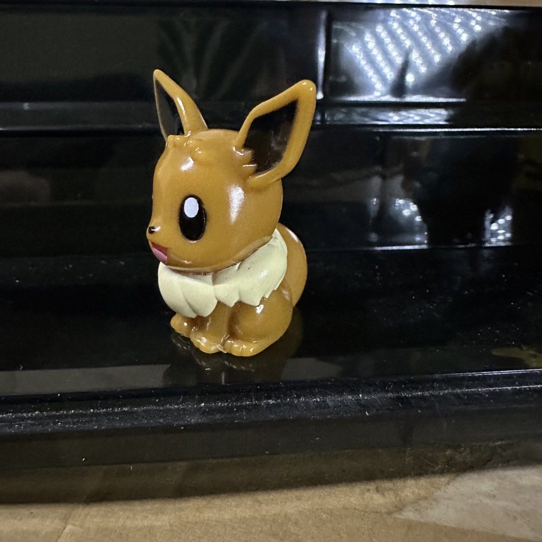 Pokemon Eevee small figurine (Category: Figurines & Statues) located in Quezon City. Submitted by randomtoychests (Listing ID 1459765115, Image 2). Description: .