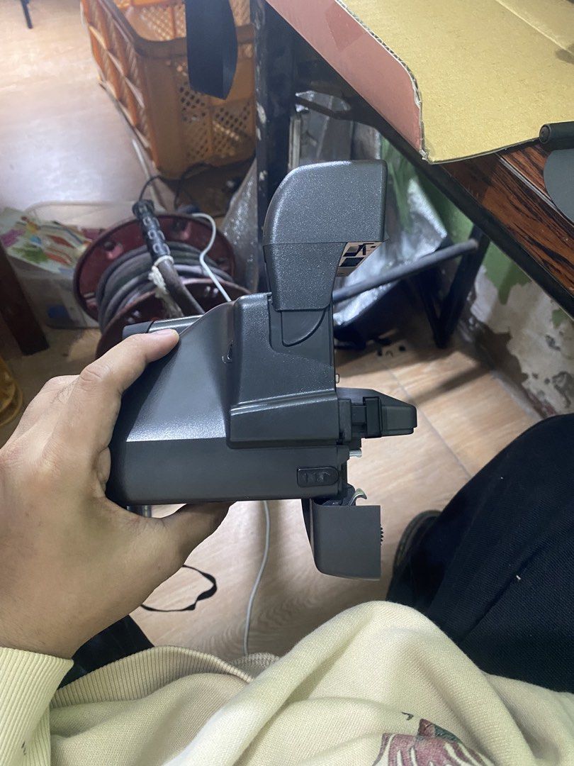 Polaroid 636 Closeup Instant Camera (Category: Cameras) located in Cainta. Submitted by aleckdtb (Listing ID 1459857970, Image 3). Description: - Polaroid 636 Closeup instant camera - Includes original box - Flash is working - Lens is clear - Ready to take instant photos - Great for parties and casual fun.