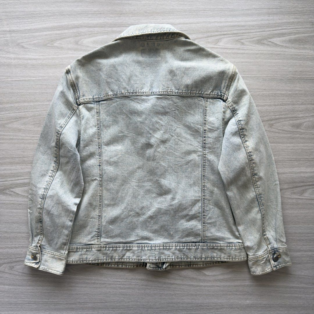 Polham Acid Wash Trucker Jacket (Category: Coats, Jackets and Outerwear) located in Zamboanga. Submitted by timelytreasuresthrift (Listing ID 1459758895, Image 2). Description: Polham Acid Wash Trucker Jacket Very Good Condition Actual measurements (Inches): 26 Length 22 Armpit to armpit 17 Shoulder 23 Sleeve Php 1,000 + sf.