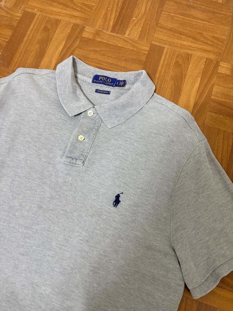 Polo Ralph Lauren Grey (Category: Tshirts & Polo Shirts ) located in Orani. Submitted by odi_thrift (Listing ID 1459823270, Image 3). Description: .