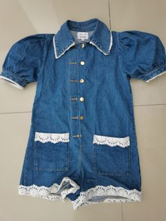 (Category: ) located in . Submitted by momomo__ (Listing ID 1459788394, Image 1). Description: .