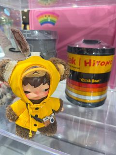 (Category: ) located in . Submitted by bearbrick_fanatics (Listing ID 1459865905, Image 1). Description: .