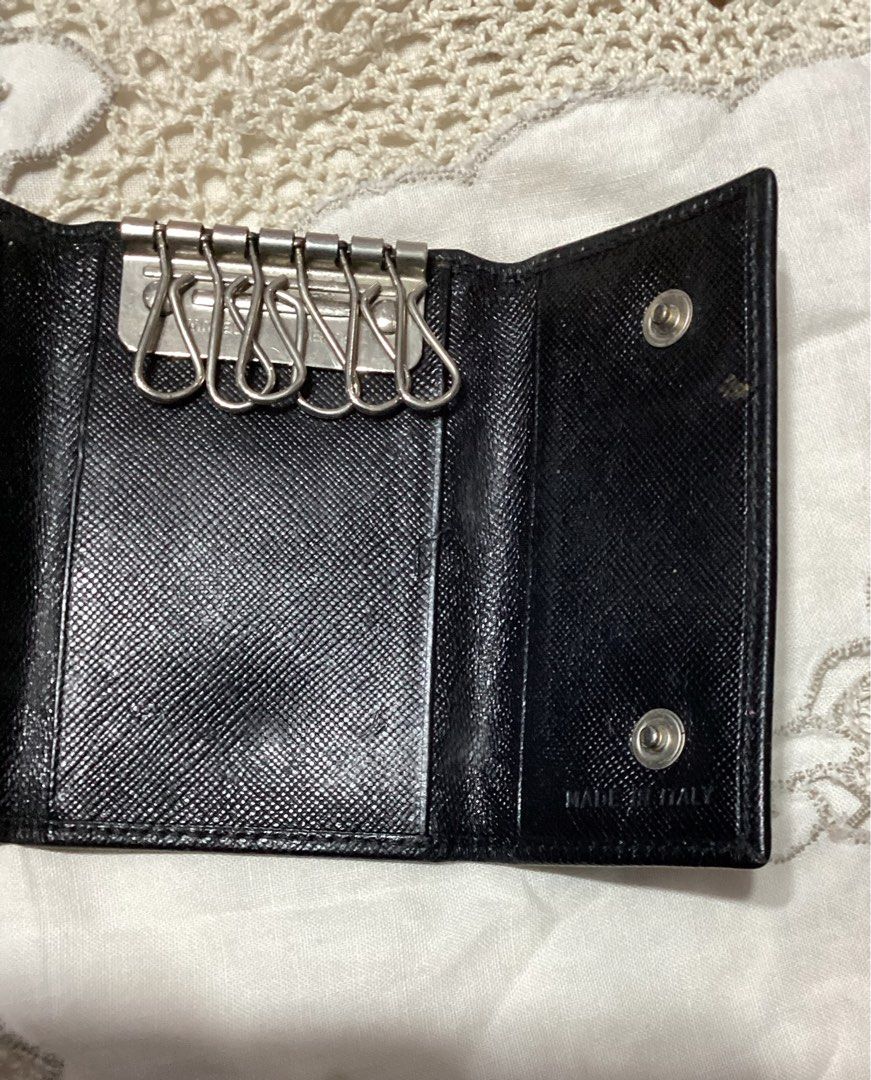 Prada Key Holder (Category: Other Accessories) located in Makati City. Submitted by cestparfaitvintagejewelries (Listing ID 1459865365, Image 3). Description: .