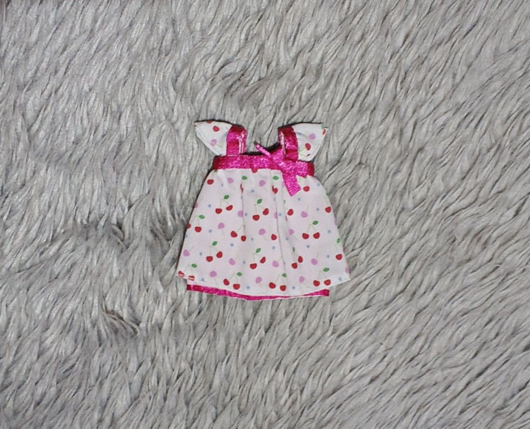 Preloved Barbie Doll Clothes (Bundle #2) (Category: Babies & Kids Fashion) located in Manila. Submitted by pinkypromise2025 (Listing ID 1459882519, Image 2). Description: ✨ SALE ✨ Preloved Barbie Doll Clothes 🌸 Minimal flaws, as it's a preloved item. 📍 Location: Quezon City 💸 MOP: Gcash 📦 Courier service: J&T and Lalamove 🫶🏼 Note: SF not included PM for more info..