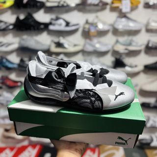 (Category: ) located in . Submitted by sneakerfreakerph (Listing ID 1459803580, Image 1). Description: .