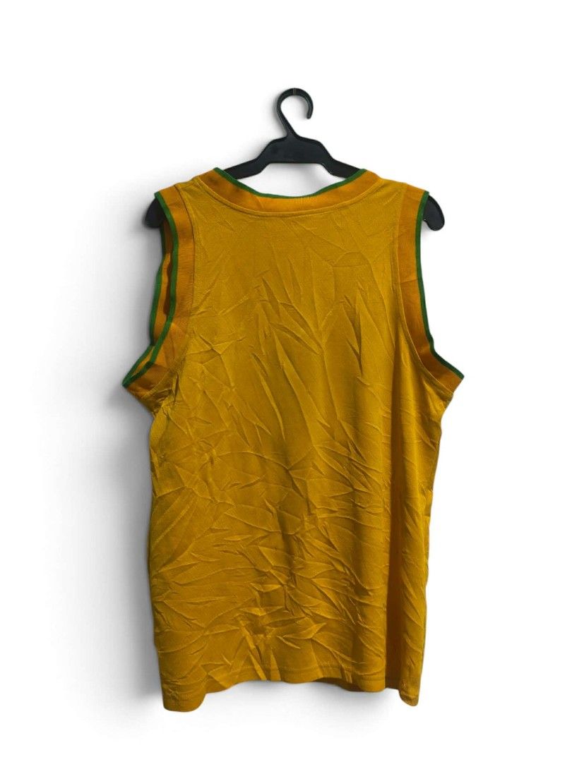 Puma sando (Category: Activewear) located in Vinzons. Submitted by kspabico07187 (Listing ID 1459843348, Image 2). Description: Verygood condition No crack print L-27.5 W-19.5 Need wash fresh from bale.