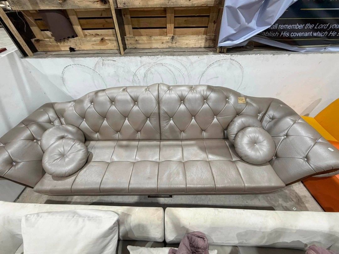 Queen Cleopatra Sofa Silver (Category: Sofas) located in Manila. Submitted by grvphouse (Listing ID 1459800845, Image 1). Description: .