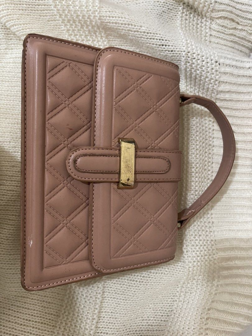 K•CROSS brands Take 2 for only ₱300!! (Category: Luxury Bags & Wallets) located in Manila. Submitted by zealbear-fab0 (Listing ID 1459737594, Image 2). Description: Take 2 for only ₱300 •used for only once or twice •No longer needed bcs I have so many bags already orig price at the mall 2k each.