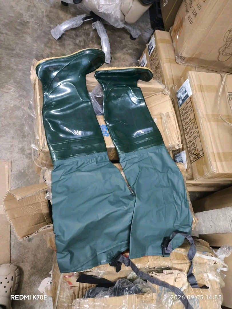 rainy boots pants (Category: Coats, Jackets and Outerwear) located in Manila. Submitted by asstditems (Listing ID 1459775290, Image 3). Description: S:40-41-42-43-44.