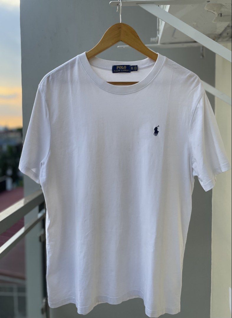 Ralph Lauren Tee (Category: Tshirts & Polo Shirts ) located in Manila. Submitted by street_grails.mnl (Listing ID 1459729028, Image 1). Description: .