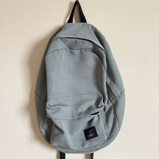 (Kategori: ) berada di . Dikirim oleh pikumariko (ID iklan 1459705544, Gambar 1). Deskripsi: .
