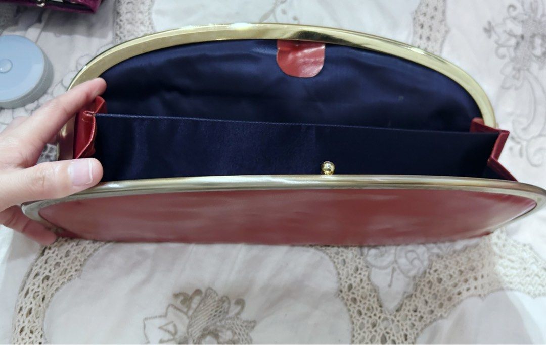 Red Clutch (Category: Clutches) located in Makati City. Submitted by cestparfaitvintagejewelries (Listing ID 1459865568, Image 2). Description: .