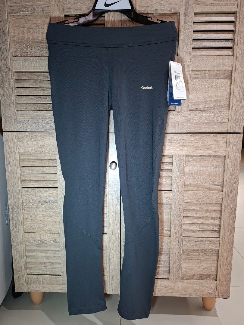 Reebok (Category: Announcements) located in Quezon City. Submitted by divinepsalm31 (Listing ID 1459736286, Image 3). Description: Location: QC MOP: Gcash and Pay Maya.