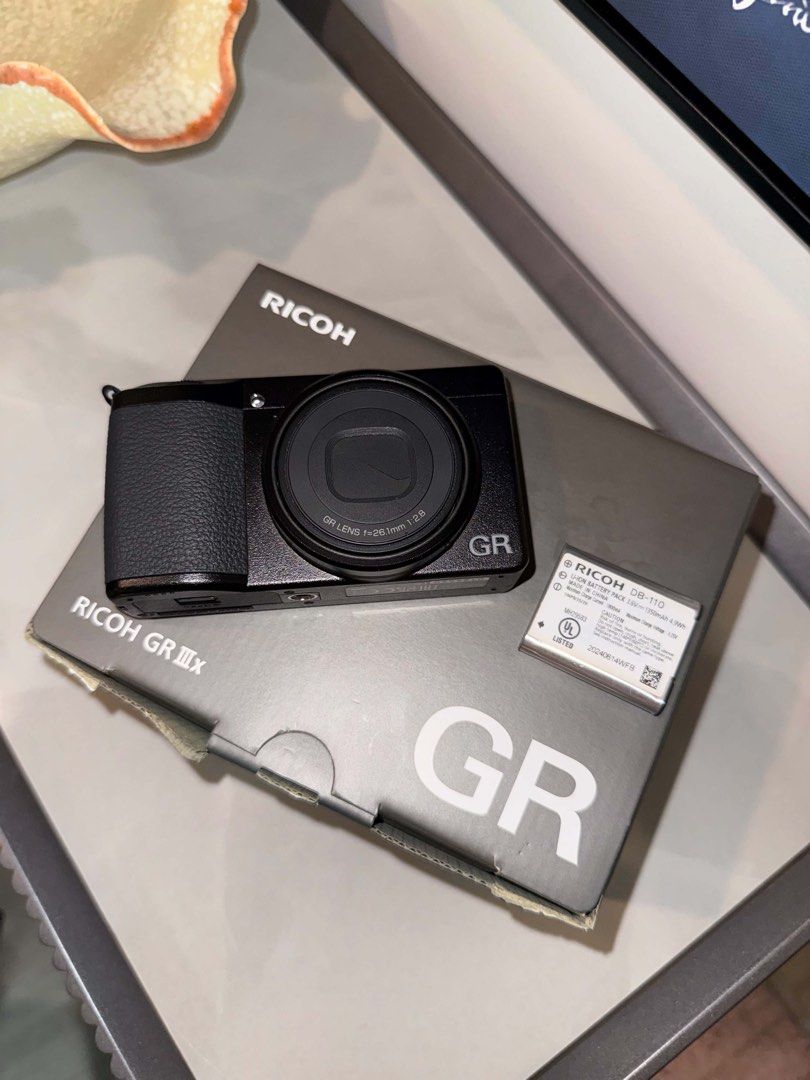 RICOH GR IIIx (Category: Cameras) located in Manila. Submitted by MrNotCool69 (Listing ID 1459754800, Image 3). Description: Ricoh GR IIIx Slightly used 80k srp sa mall With box no receipt Bought last year Manila area.