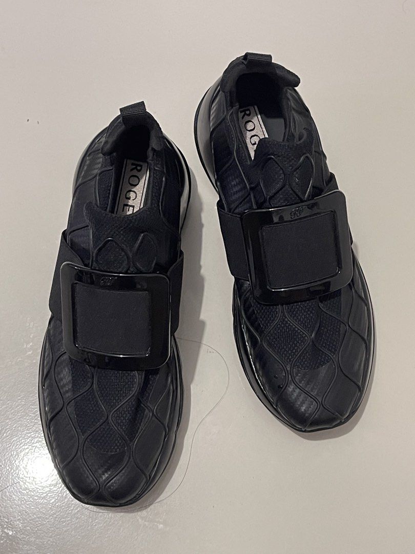 Roger Vivier (Category: Sneakers) located in Antipolo. Submitted by sarisarionlinestore (Listing ID 1459837110, Image 2). Description: .