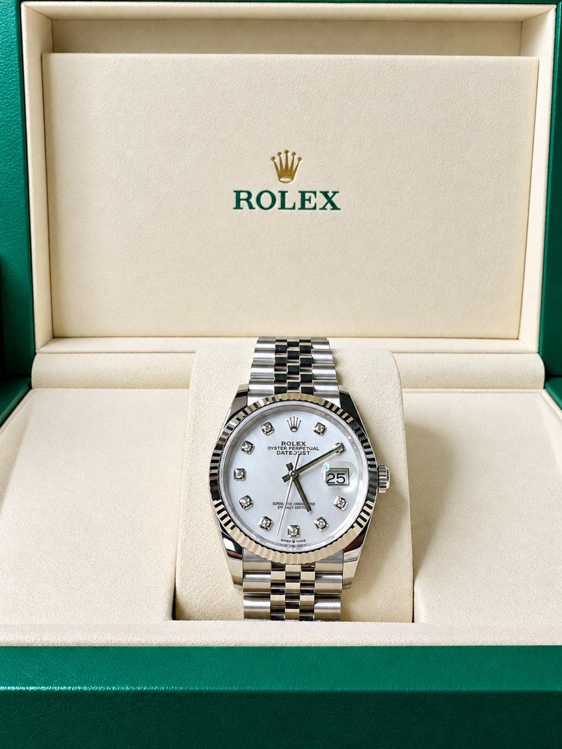 Rolex DateJust MOP (Category: Luxury Watches) located in Taguig. Submitted by consumergoodstrading (Listing ID 1459788158, Image 1). Description: 𝗥𝗢𝗟𝗘𝗫 𝗗𝗔𝗧𝗘𝗝𝗨𝗦𝗧 𝟮𝟬𝟮𝟲 𝗕𝗿𝗮𝗻𝗱 𝗡𝗲𝘄 𝗙𝘂𝗹𝗹 𝗦𝗲𝘁 𝗥𝗲𝗳𝗲𝗿𝗲𝗻𝗰𝗲: 𝟭𝟮𝟲𝟮𝟯𝟰 𝗠𝗢𝗣 𝗗𝗶𝗮𝗹 𝗦𝗶𝘇𝗲: 𝟯𝟲𝗺𝗺 For More Information Pm Me Thanks.