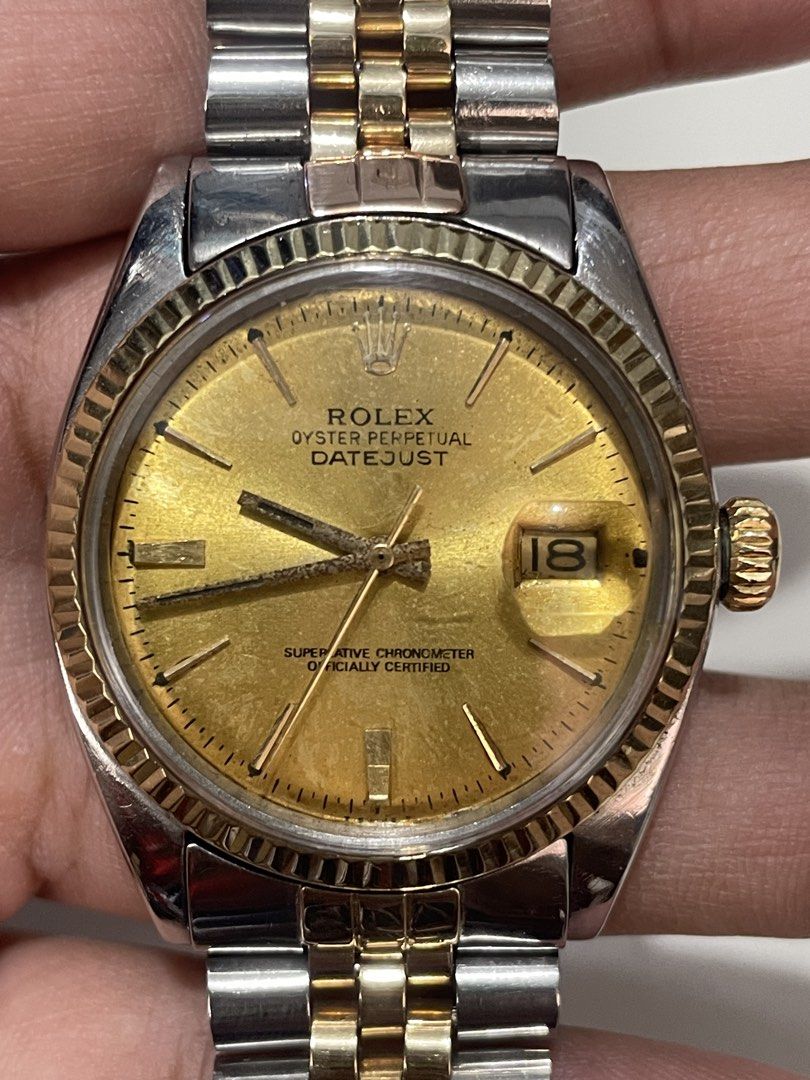 Rolex Oyster Perpetual Datejust (Category: Luxury Watches) located in Taguig. Submitted by j_watches007 (Listing ID 1459777241, Image 3). Description: Authentic Secondhand ⌚ Vintage Watch Rolex Oyster Perpetual Datejust Swiss Made 1560 1601 Classic champagne dial with date window 18k Iconic fluted bezel Stainless Steel Front & Back Case 36mm Rolex Two tone stainless steel and 18k gold bracelet 7’ inch wrist plus “Watch Only” DISCLAIMER: IT’S OLD 