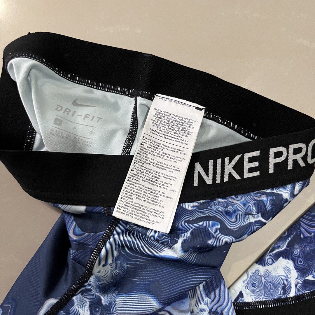S NIKE PRO MARBLE PRINT WORKOUT COMPRESSION LEGGINGS RUNNING (Category: Activewear) located in Solano. Submitted by LilysDressShop (Listing ID 1459783132, Image 3). Description: small on tag xs-s .