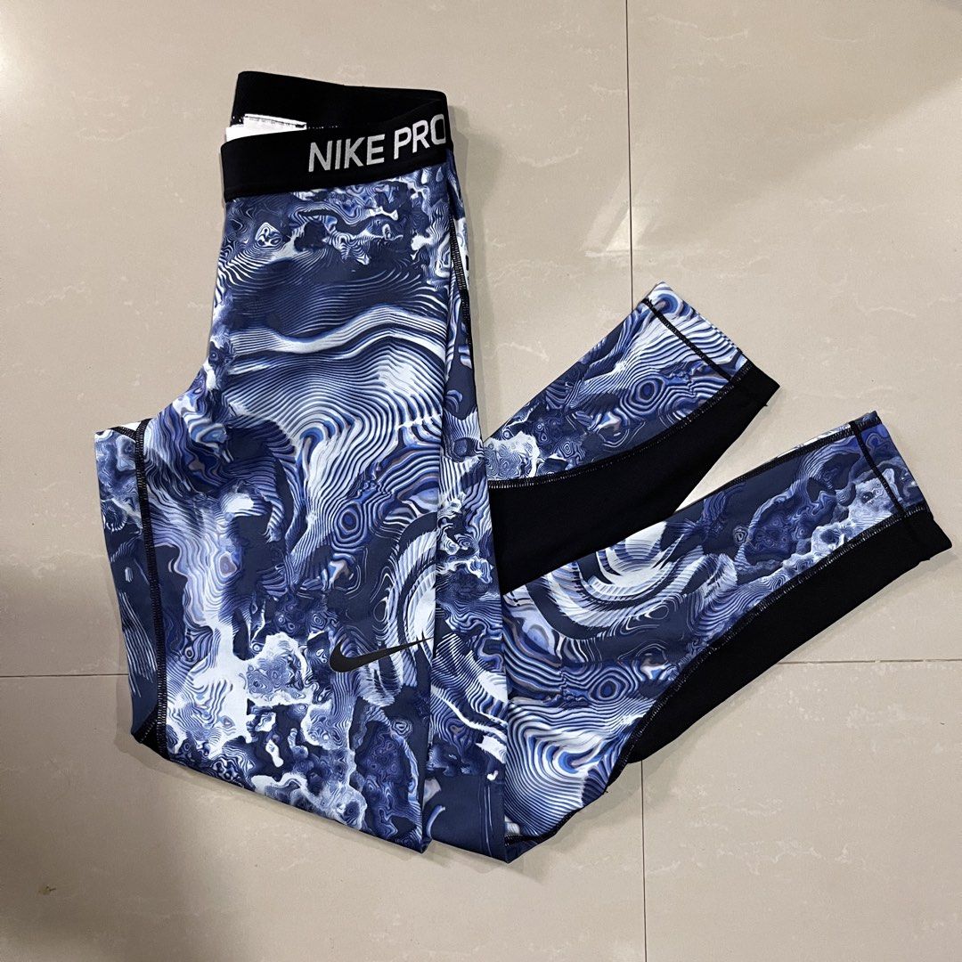 S NIKE PRO MARBLE PRINT WORKOUT COMPRESSION LEGGINGS RUNNING (Category: Activewear) located in Solano. Submitted by LilysDressShop (Listing ID 1459783132, Image 1). Description: small on tag xs-s .