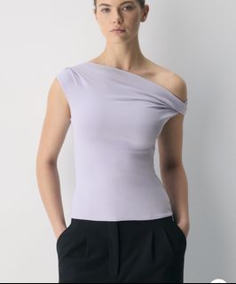 (Category: ) located in . Submitted by clothedbyaya (Listing ID 1459875556, Image 1). Description: .