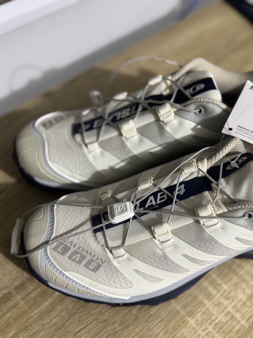 (BRAND NEW, RUSH) Salomon XT-4 OG (Category: Sneakers) located in San Pedro. Submitted by annasant.s (Listing ID 1459837595, Image 3). Description: NEVER WORN (RUSH) RFS: Wrong size Bought in Japan, no box included Size: US Women's 8.5.