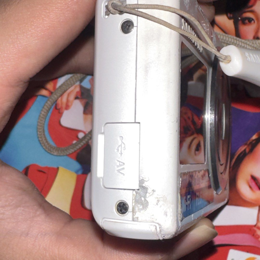 Samsung dv150F digital camera, digicam Dual screen (FREE SF) (Category: Cameras) located in Manila. Submitted by dollsforjoy (Listing ID 1459720277, Image 3). Description: Bilhin nyo na pls,! Need funds para sa barbie silkstone👀👀🥺 Looking for a slim portable YET amazing outputs for a digicam? Let me introduce the dv150f. (FREE SHIPPING FEE) 16.1mp ccd sensor (soft yet crisp outputs) Dual screen’ perfect for selfies😘 -lcd vignette and body scu