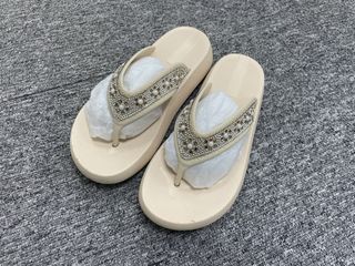 （分類：）位於 。 由 ysbbb 提交（商品編號 1459756604，圖片 1）。簡介： 。