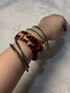 (Category: ) located in . Submitted by rosewood.collectionz (Listing ID 1459779060, Image 1). Description: .