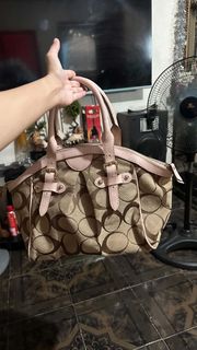 (Category: ) located in . Submitted by twishaaaa (Listing ID 1459774375, Image 1). Description: .