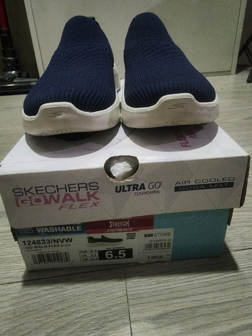 Skechers Go Walk Flex sz 6.5 (Category: Sneakers) located in Caloocan City. Submitted by dpcenteno (Listing ID 1459725347, Image 2). Description: RFS: Decluttering Used Once. Like Brand New.