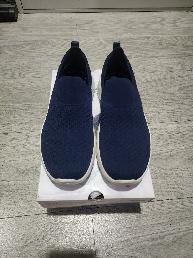 Skechers Go Walk Flex sz 6.5 (Category: Sneakers) located in Caloocan City. Submitted by dpcenteno (Listing ID 1459725347, Image 1). Description: RFS: Decluttering Used Once. Like Brand New.