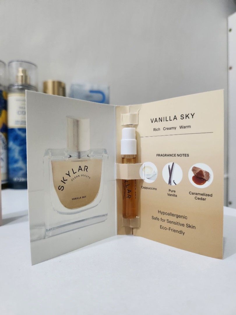 SKYLAR VANILLA SKY (Category: Fragrance & Deodorants) located in Bulacan. Submitted by unnies (Listing ID 1459753028, Image 1). Description: Vanilla Sky 1.5 ml Rich • Creamy • Warm Fragrance Notes: Cappuccino Pure Vanilla Caramelized Cedar ✓ Hypoallergenic ✓ Safe for Sensitive Skin ✓ Eco-Friendly Perfect for coffee lovers ☕.