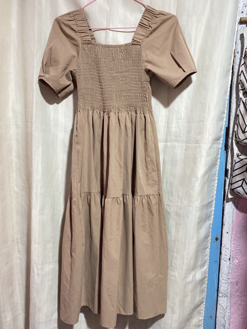 Smocked Preloved Dress (Category: Dresses) located in Manila. Submitted by snowymallows (Listing ID 1459742502, Image 1). Description: .