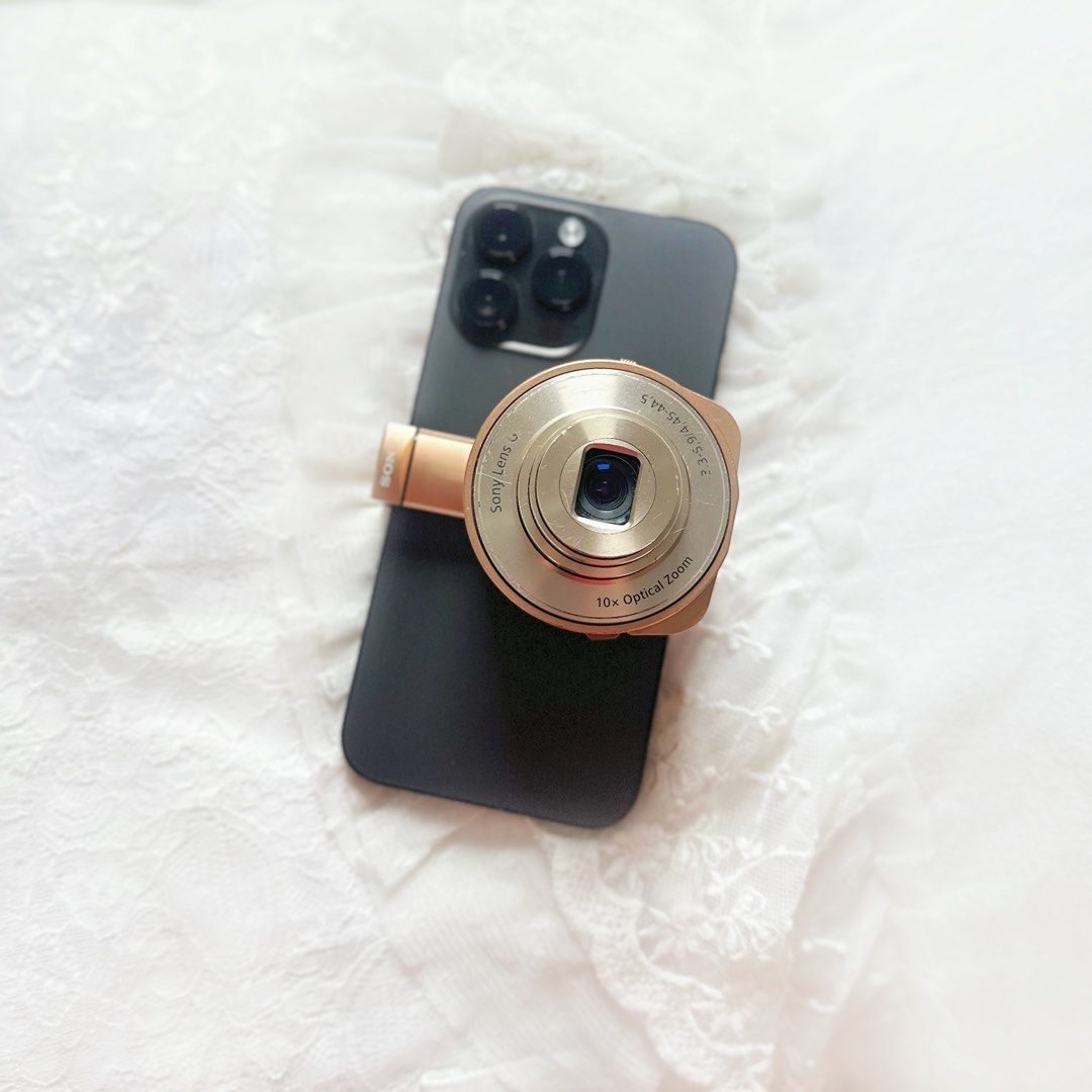 Sony QX10 (Category: Cameras) located in Manila. Submitted by softflashdigi.ph (Listing ID 1459778228, Image 1). Description: rare sony qx10 on the go camera 🌟 this unique lens features a 10x wide optical zoom with 18.2 megapixel sensor price: 4,800 🐰🪽💗 sample shots will be given through dm 🩵 #sonyqx10 #sony #explore.