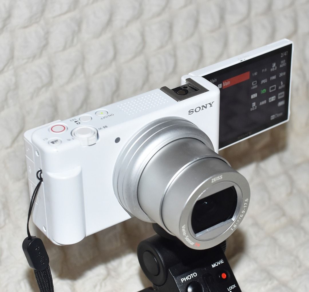 Sony ZV-1 Mark II, 4K Compact Vlog Digital Camera (Category: Cameras) located in Pasig City. Submitted by danielkim74 (Listing ID 1459824120, Image 3). Description: Sony ZV-1 Mark II, 4K Compact Vlog Digital Camera Super Smooth and good condition Perfect for vlogging. No defect, No issue Original Price : 50,999 (2025-2026) Selling Price : 37,000 No more last price, Fixed price <Specifications> - 20.1 M pixel - 3" Side Flip-Out Touchscreen LCD - U