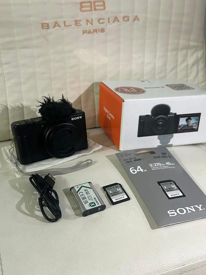 Sony zv1f (Category: Cameras) located in Manila. Submitted by truecrystal_vintage (Listing ID 1459833877, Image 1). Description: FOR SALE! SONY ZV-1F / ZV1F Almost new with box Rfs: Barely used P20k only! NO ISSUE, GOOD AS NEW (BARELY USED) Perfect digital camera for photos & vlogging. Used a very few times only. - 20 Megapixels and 4k Ultra HD Video - Flip screen and Touchscreen - WiFi ready and Bluetooth ready - Unlimited Video Recording - Face