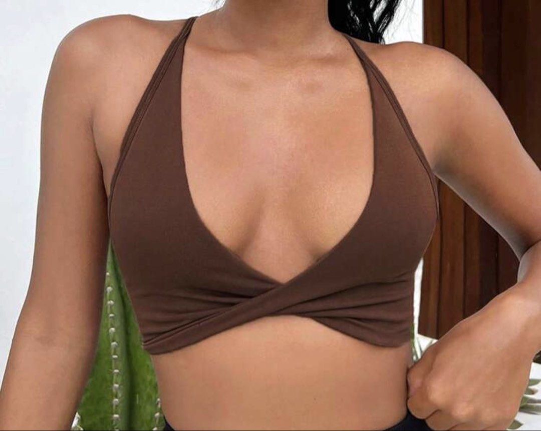 Sports Bra Brown (Category: Activewear) located in Manila. Submitted by pinkiefran (Listing ID 1459812339, Image 2). Description: 📍Quezon City Pickup: Lalamove Meet-up: Landers Balintawak / Waltermart Munoz.