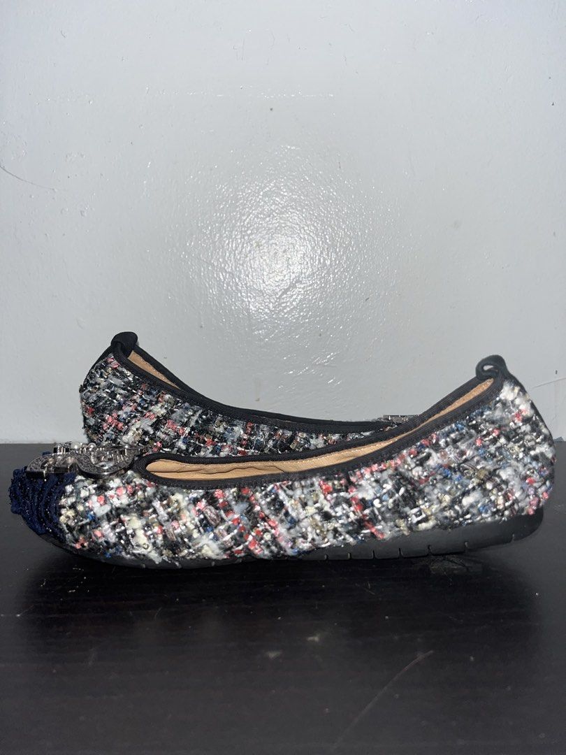 Staccato - Tweed - Ballet Flats (Category: Flats & Sandals) located in Taguig. Submitted by chicpicked (Listing ID 1459735264, Image 3). Description: Staccato - Tweed - Ballet Flats Fabric toe cap and rhinestone embellished decorative buckle on front Authentic Good as new No flaws Size 6 800 .