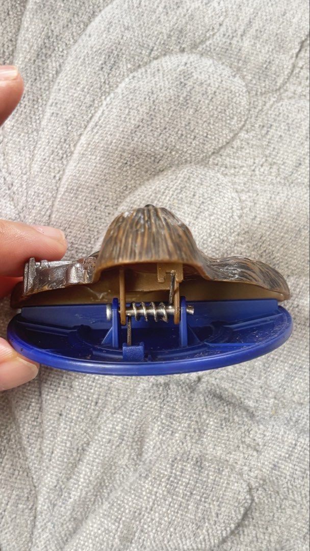 Star Wars Chewbacca Pepsi clip (Category: Western Merchandise) located in Calamba. Submitted by cur8d (Listing ID 1459781454, Image 3). Description: metal part is in very good condition.