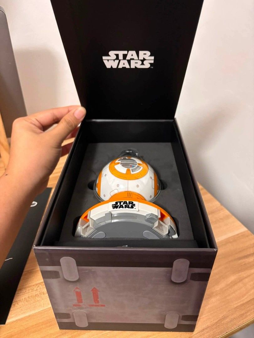 Star Wars Sphero BB-8 App-Enabled Droid (Category: Remote Control Toys) located in Cavite. Submitted by l1ttlelulu (Listing ID 1459789300, Image 3). Description: .