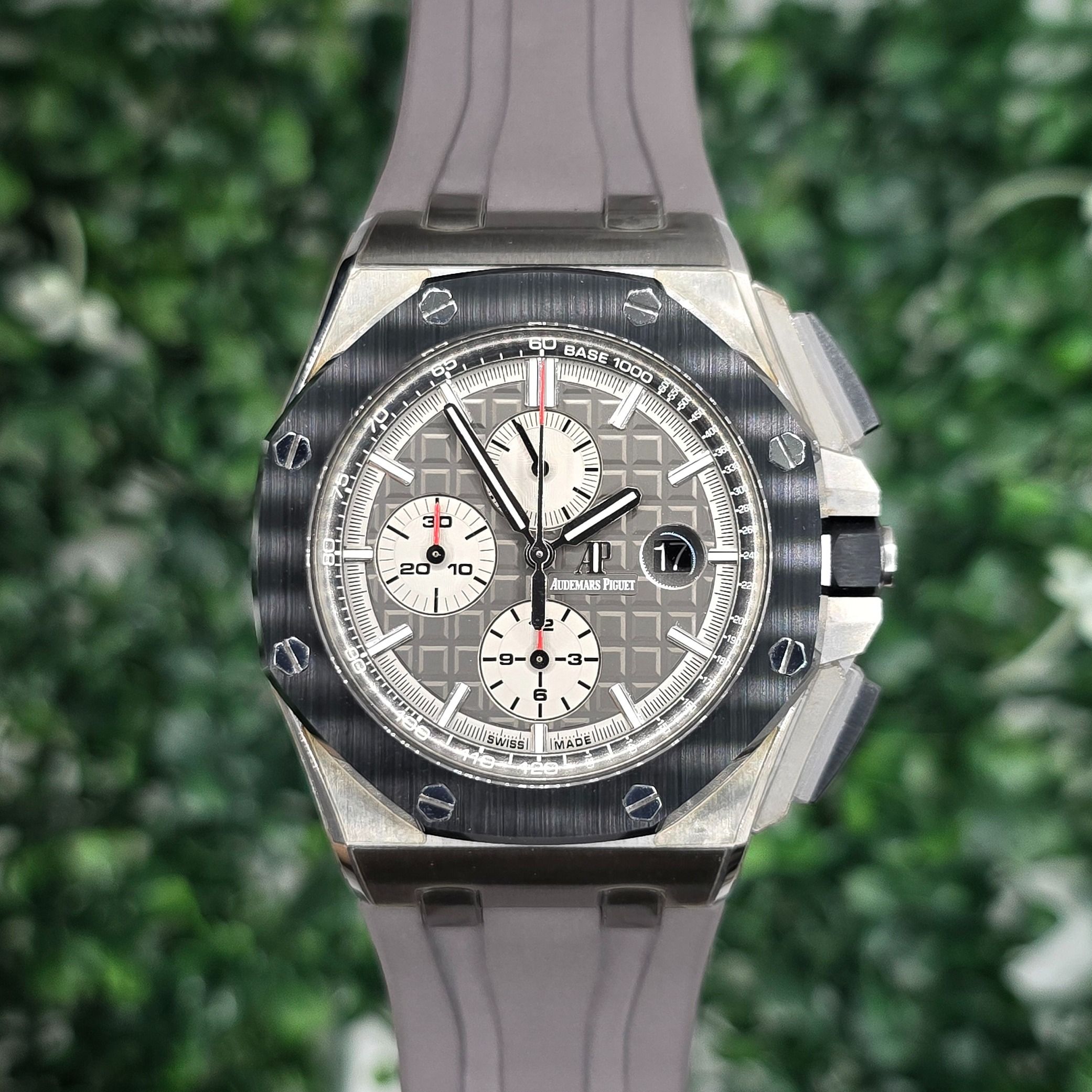 STICKERED Audemars Piguet AP Royal Oak Offshore Reverse Panda Chronograph Novelty 26400IO.OO.A004CA.01 26400IO 44mm Titanium Grey Full Set (Category: Watches) located in Singapore. Submitted by jingleman (Listing ID 1459737819, Image 1). Description: Bold on the wrist, impossible to miss. 🩶 Covered in protective stickers. A proper wrist statement from AP, bold, sporty and effortlessly cool. All while keeping it light and comfortable with that ti