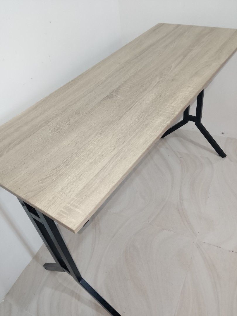 Sturdy table for work from home setup (Category: Office Furniture & Fixtures) located in Manila. Submitted by chad24xxx651536 (Listing ID 1459749595, Image 1). Description: San Yang Table sturdy and best for work from home setup oak and black size 120 x 48 x 76 cm.